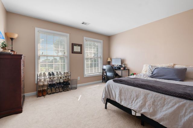 508 Five Oaks Blvd, Lebanon, TN 37087