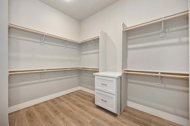 1324 Bear Creek Dr, Rocklin, CA 95765