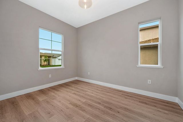 1324 Bear Creek Dr, Rocklin, CA 95765