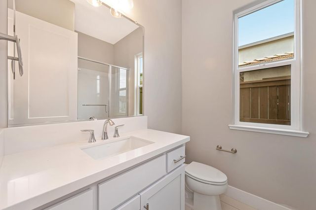 1324 Bear Creek Dr, Rocklin, CA 95765
