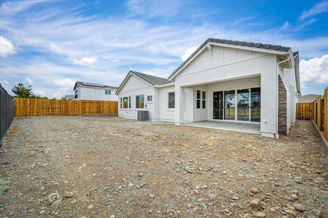 1324 Bear Creek Dr, Rocklin, CA 95765