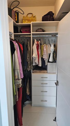 335 S Biscayne Boulevard 1607, Miami, FL 33131