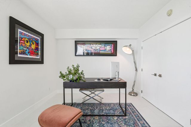 335 S Biscayne Boulevard 1607, Miami, FL 33131