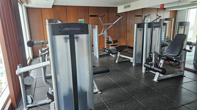 335 S Biscayne Boulevard 1607, Miami, FL 33131
