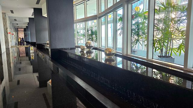 335 S Biscayne Boulevard 1607, Miami, FL 33131