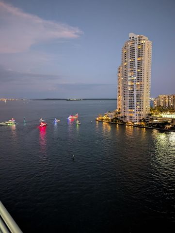 335 S Biscayne Boulevard 1607, Miami, FL 33131