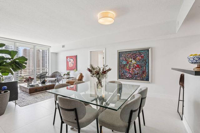335 S Biscayne Boulevard 1607, Miami, FL 33131