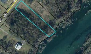 4 Spring Chase Lane, Marianna, FL 32446