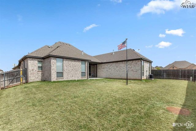 5697 BLACK STONE DRIVE, Wichita Falls, TX 76310
