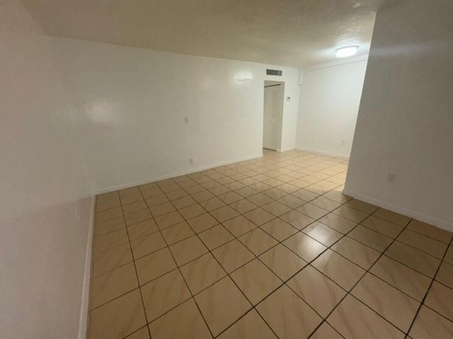 2031 NE 139th Street 6, North Miami Beach, FL 33181