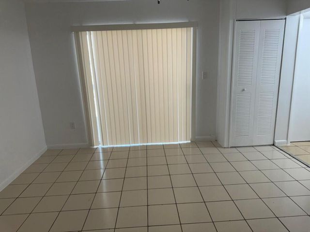 2031 NE 139th Street 6, North Miami Beach, FL 33181