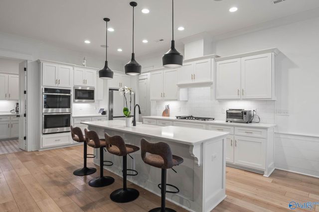 102 Parkland Hill Trace, Madison, AL 35756