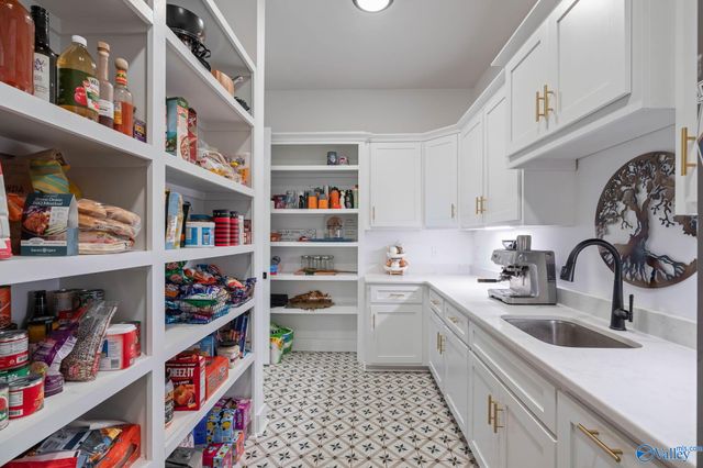 102 Parkland Hill Trace, Madison, AL 35756