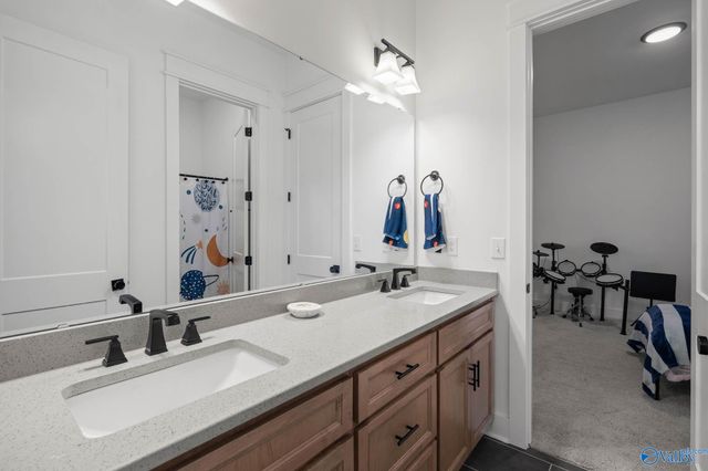 102 Parkland Hill Trace, Madison, AL 35756