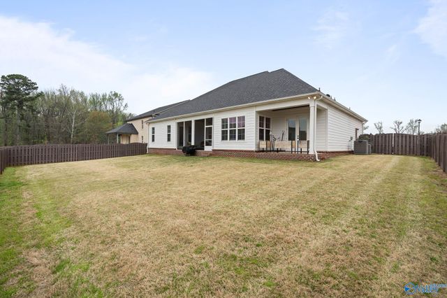 102 Parkland Hill Trace, Madison, AL 35756