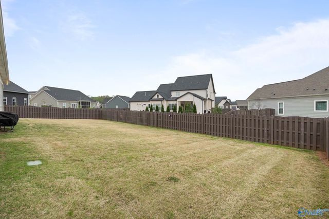 102 Parkland Hill Trace, Madison, AL 35756