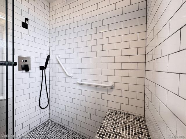 4715 Coolidge Highway 1, Royal Oak, MI 48073