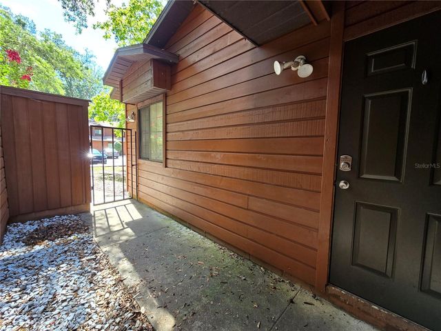 842 SW 55TH TERRACE, Gainesville, FL 32607