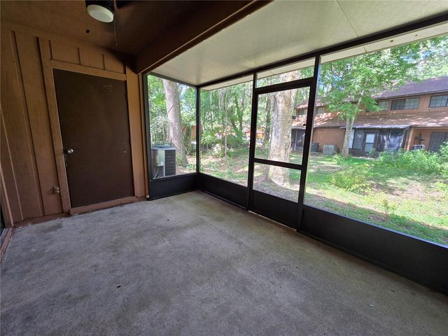 842 SW 55TH TERRACE, Gainesville, FL 32607