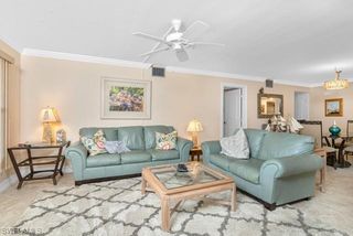 4300 Belair LN 1, Naples, FL 34103