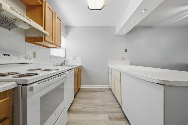 2811 SW ARCHER RD V173, Gainesville, FL 32608