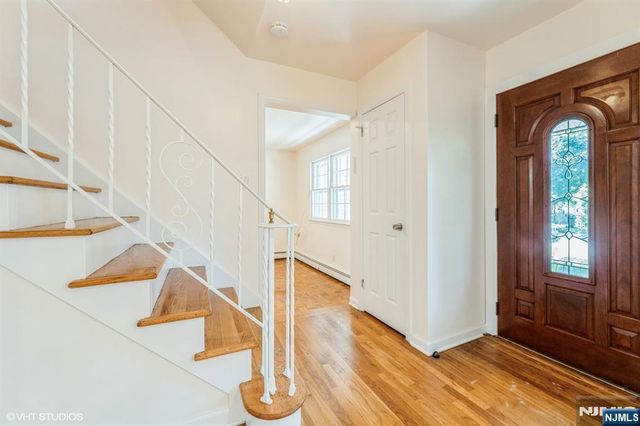 275 Taft Court, Paramus, NJ 07652