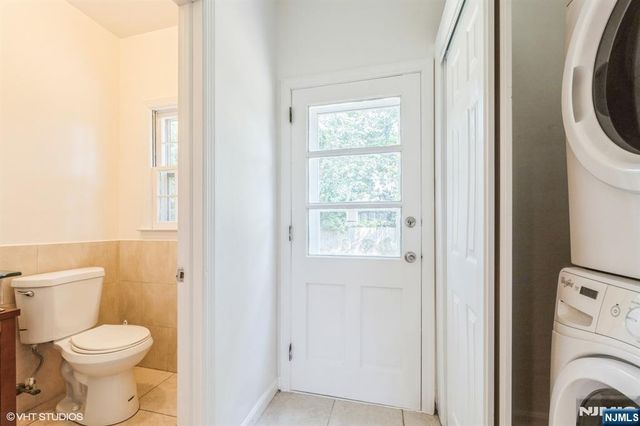 275 Taft Court, Paramus, NJ 07652