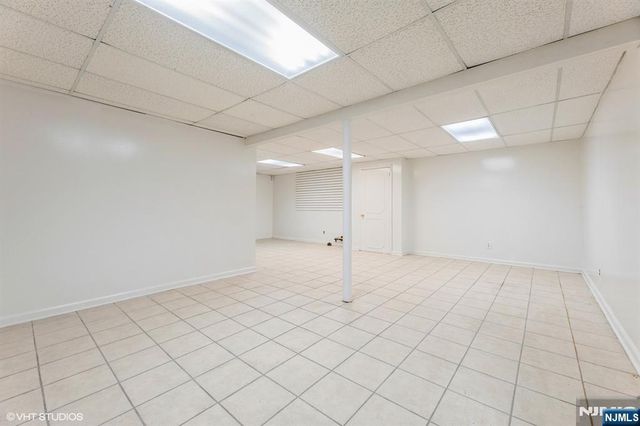 275 Taft Court, Paramus, NJ 07652