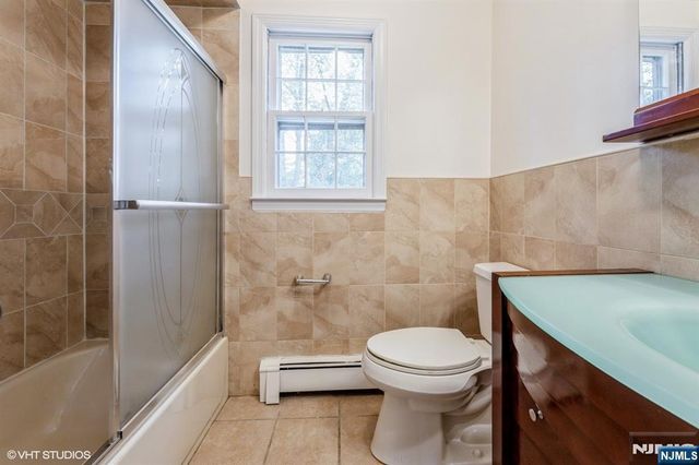 275 Taft Court, Paramus, NJ 07652