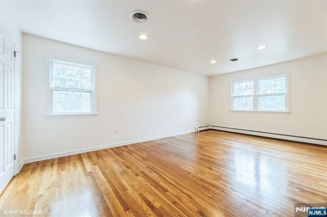 275 Taft Court, Paramus, NJ 07652