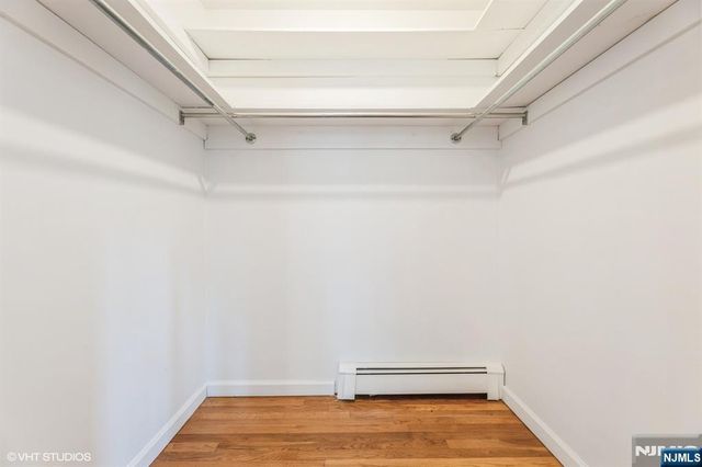 275 Taft Court, Paramus, NJ 07652