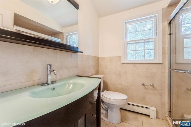 275 Taft Court, Paramus, NJ 07652