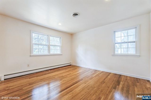 275 Taft Court, Paramus, NJ 07652