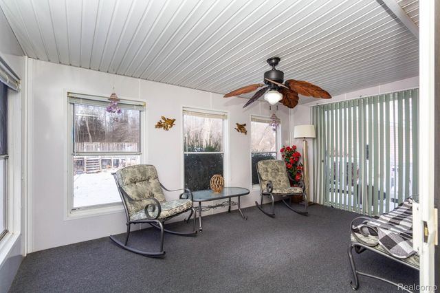 8200 Oakville Waltz Road, Belleville, MI 48111