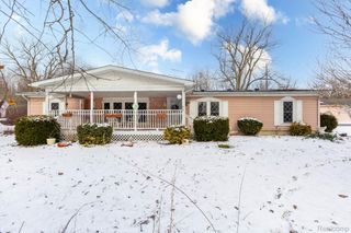 8200 Oakville Waltz Road, Belleville, MI 48111