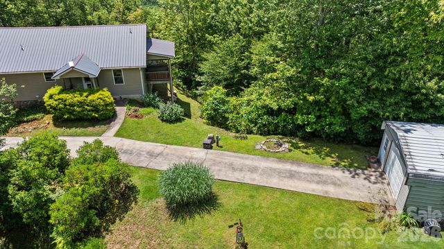 1268 Coon Creek Road, Franklin, NC 28734