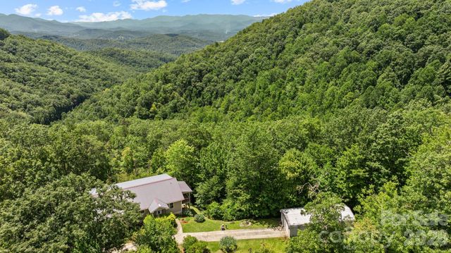 1268 Coon Creek Road, Franklin, NC 28734