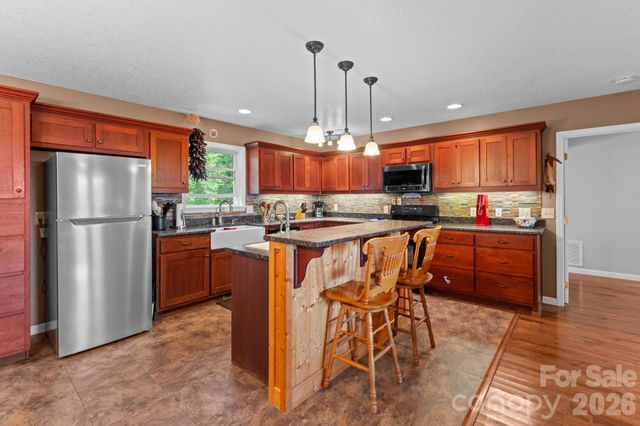 1268 Coon Creek Road, Franklin, NC 28734