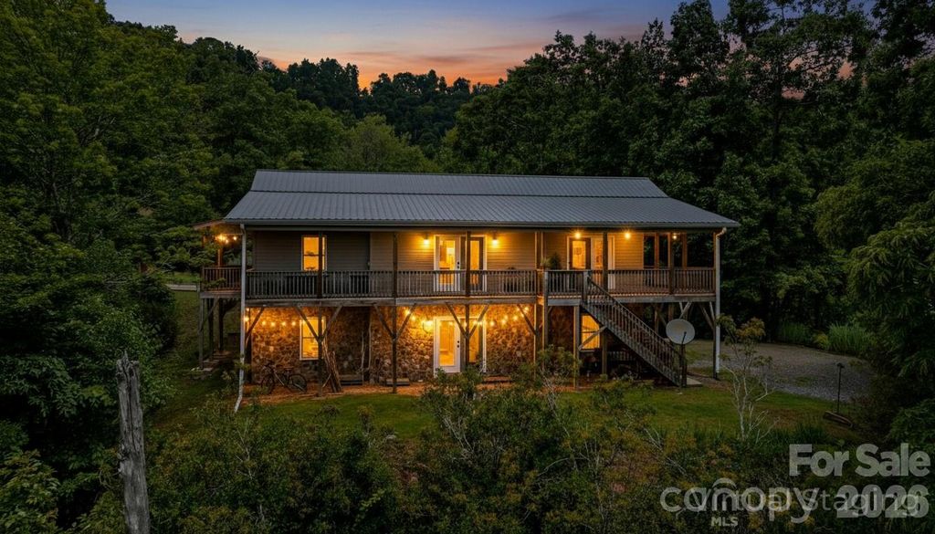 1268 Coon Creek Road, Franklin, NC 28734