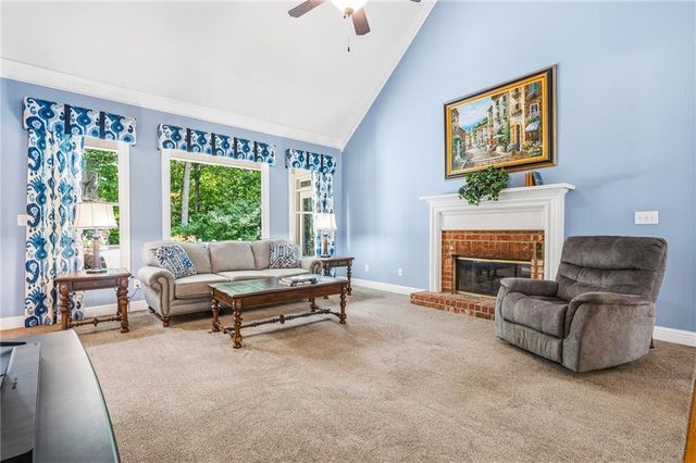 3240 Creek Trace W, Powder Springs, GA 30127