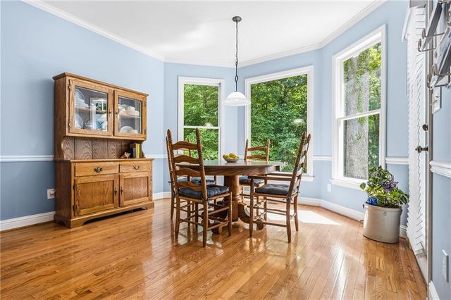 3240 Creek Trace W, Powder Springs, GA 30127