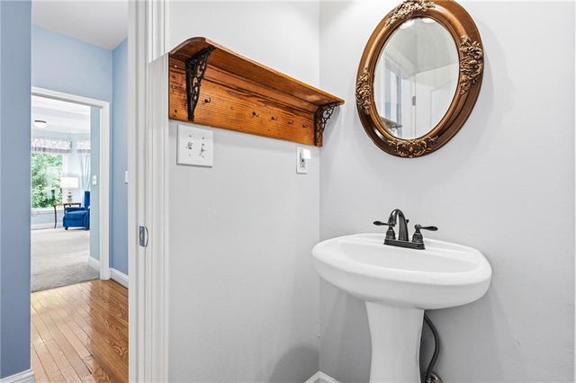 3240 Creek Trace W, Powder Springs, GA 30127