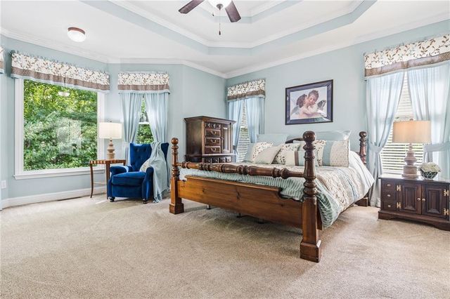 3240 Creek Trace W, Powder Springs, GA 30127