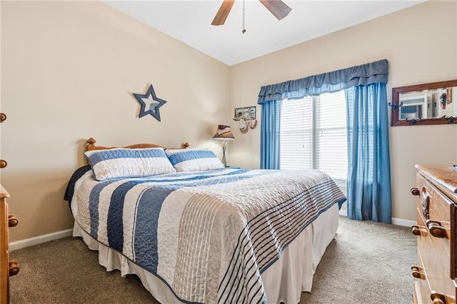 3240 Creek Trace W, Powder Springs, GA 30127