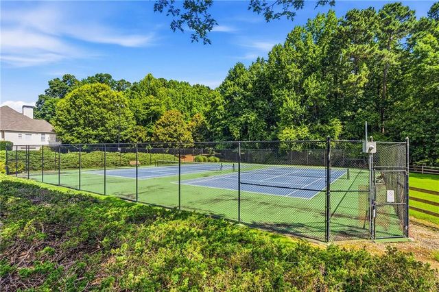 3240 Creek Trace W, Powder Springs, GA 30127