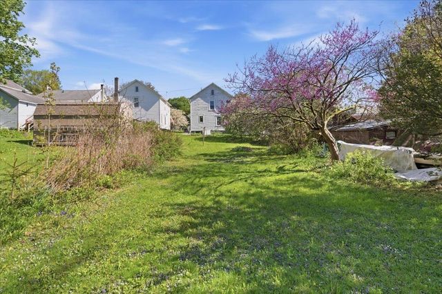 8 West Street, Bennington, VT 05257