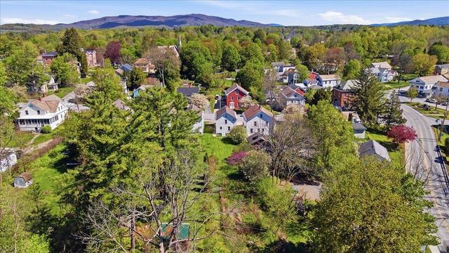 8 West Street, Bennington, VT 05257