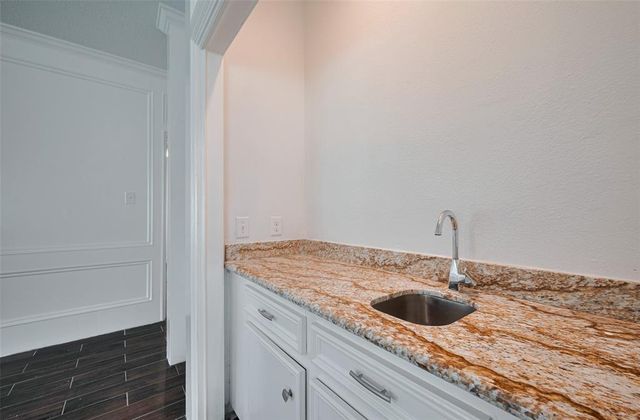 2334 Rushbrook Drive, Missouri City, TX 77489