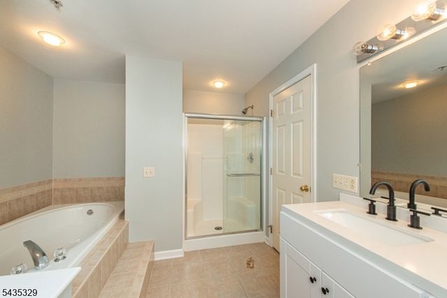 91 Roseland Ave C4, Caldwell Boro Twp., NJ 07006