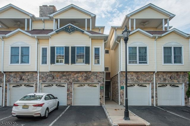 91 Roseland Ave C4, Caldwell Boro Twp., NJ 07006
